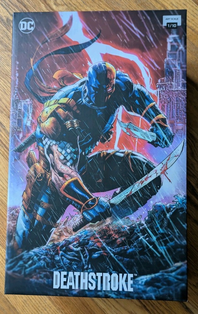 Iron Studios Deathstroke 1:10 Scale Statue DC Comics w/ Extra Portrait