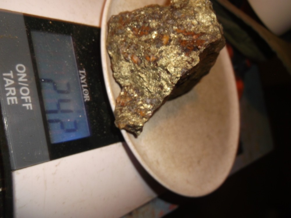 Gold, silver, copper, 242 grams samples ,ore high grade .