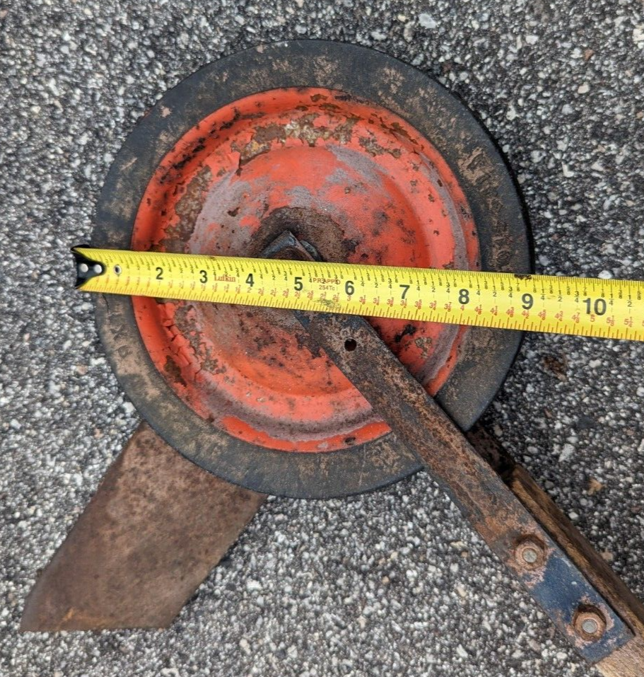 Vintage Primitive Mardon Push Lawn Edger Trimmer Yard Tool