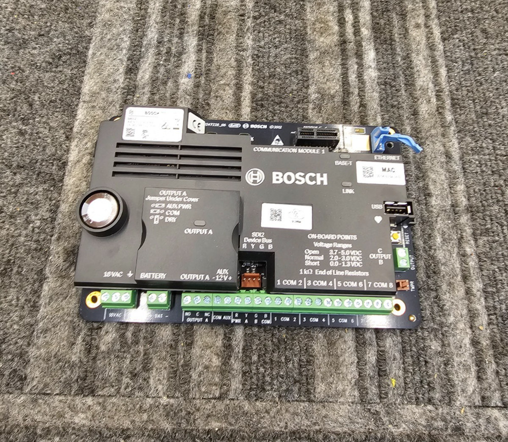 Bosch B4512: Control Panel B Series IP Control Panel, 28 Points