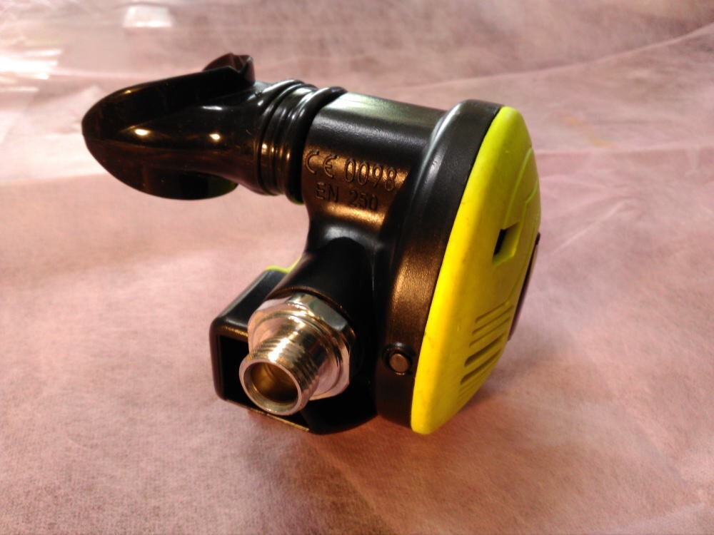 Scubapro R190 / 71003 , Good condition.