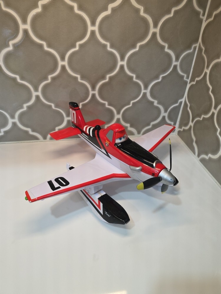 Disney Planes Fire & Rescue U-Command Firefighter Dusty RC  No Remote