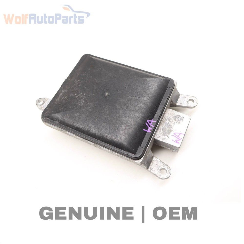 2011-2014 PORSCHE CAYENNE - Right LANE Change Assist Control Module