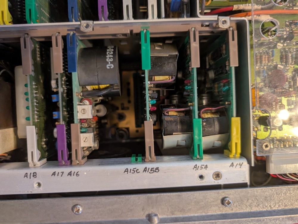 HP 3582A Dual-Channel Dynamic Spectrum Analyzer - Powers Up, CRT Does Not Work