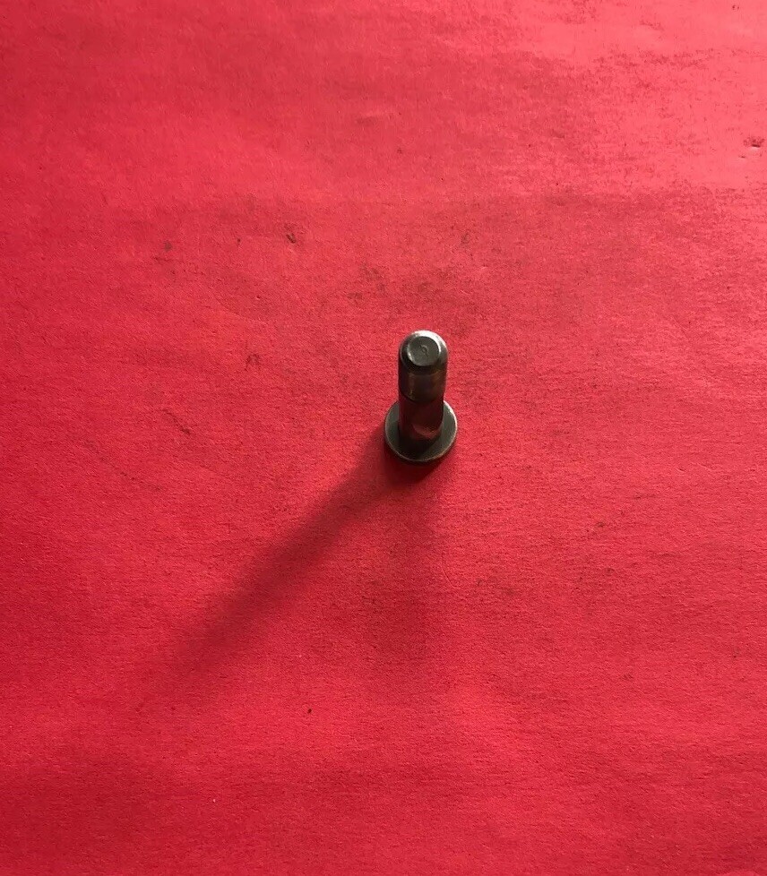 *NOS* 55235D UNION SPECIAL LOCKING STUD *FREE SHIPPING*