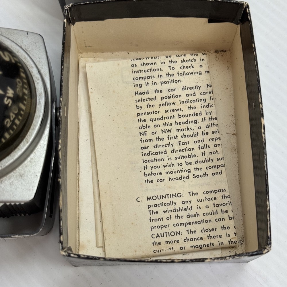 Vintage Airguide Auto Compass No. 79 Deluxe UNTESTED