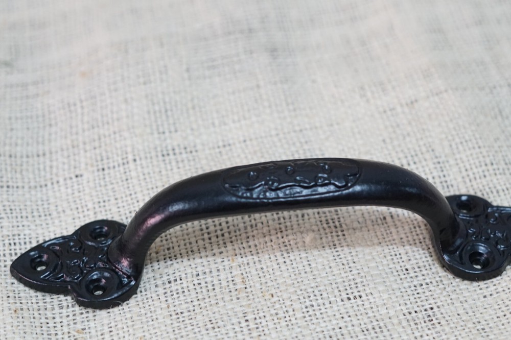 2 Large Cast Iron Antique Style Door Handles Gate Pull Shed Drawer Pulls Black