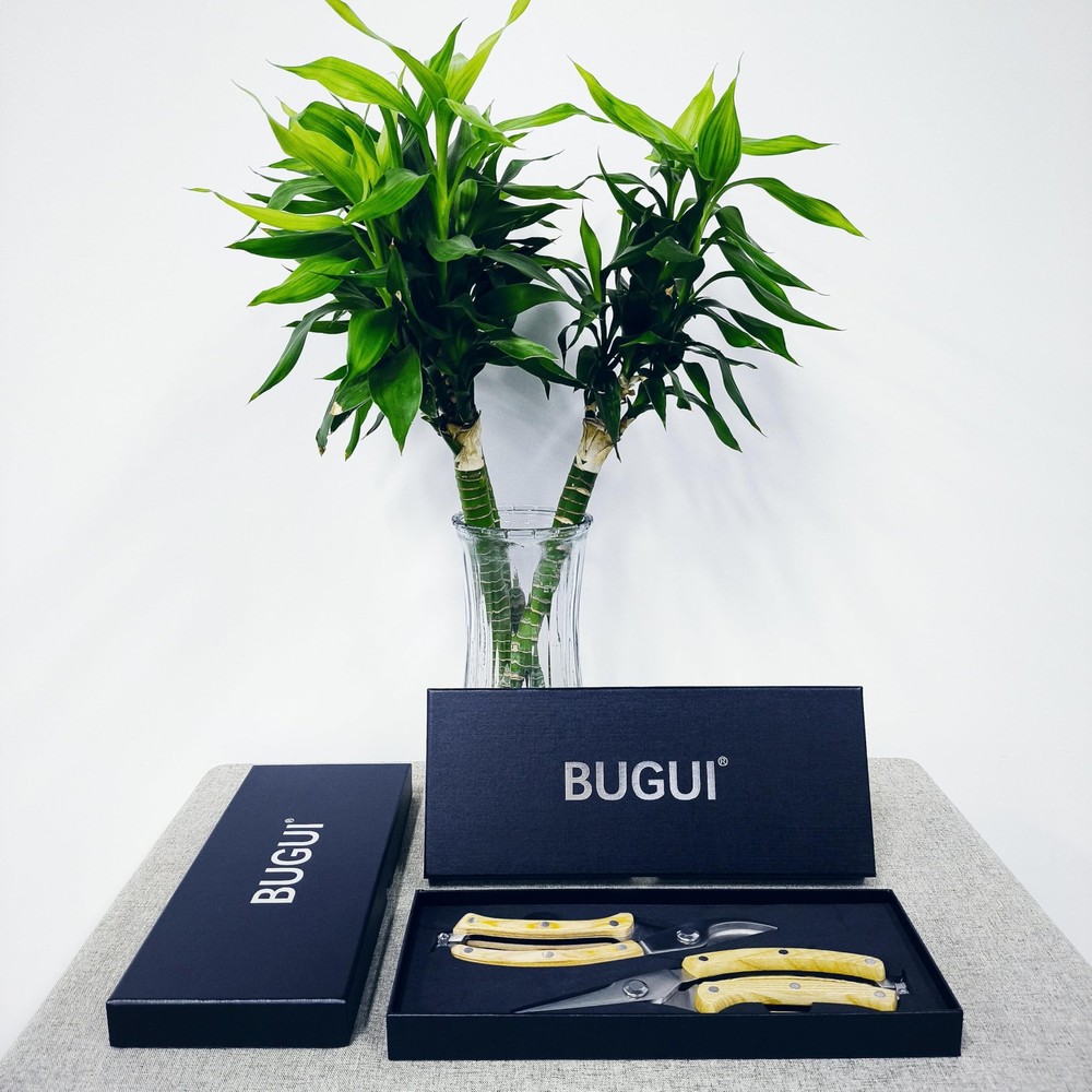 BUGUI 8” Wood Handle Garden Scissors, Set of 2, Includes Bypass Pruning