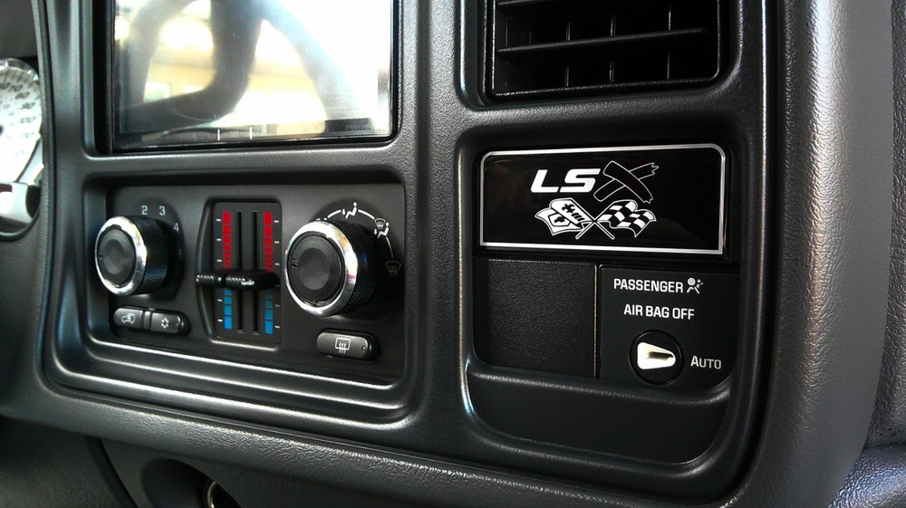 Silverado Dash emblem--LSx White/Black