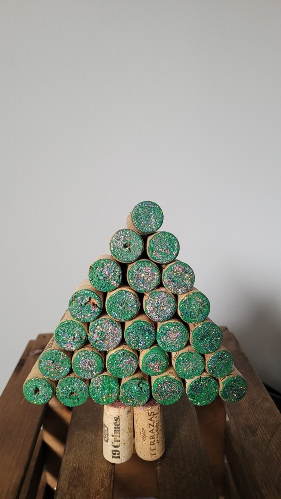 Upcycled Wine Cork Holiday Tree