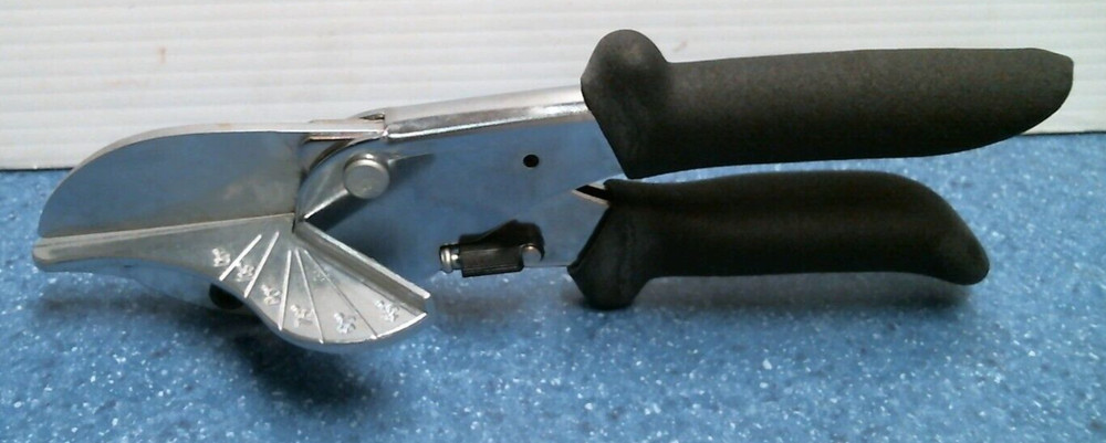 Miter Shears With Angle Cutting Plate, 8.5"