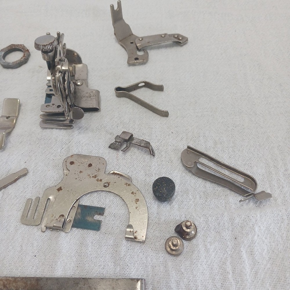 Sewing Machine Attachments & Others Pieces. UNTESTED