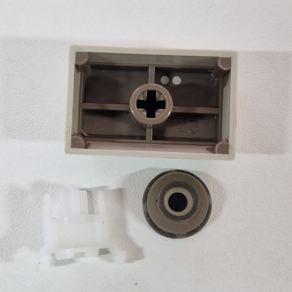 ATARI ST Keyboard Key Cap Replacement complete with Plastic Plunger and Dome