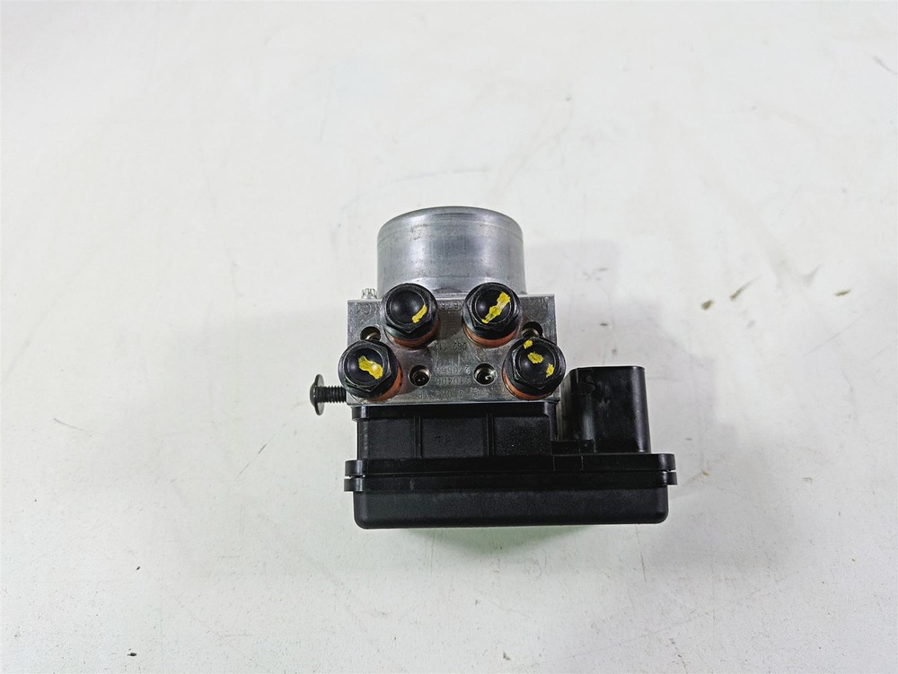 2022 Ducati Scrambler Desert Sled Abs Brake Pump Control Module 54240841B