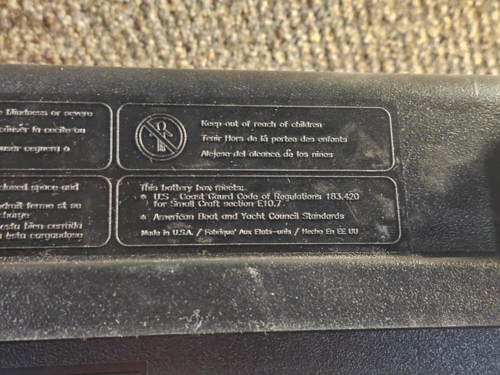 QUICKBOX 120177-001 Battery Box,Closure Type Thumb Screws