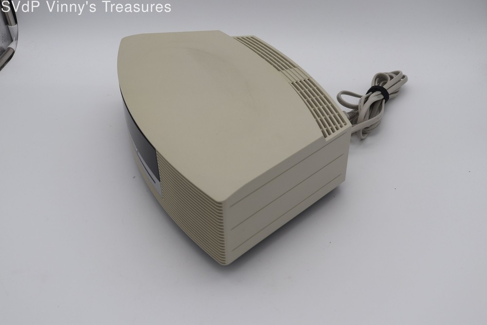 Bose Wave Music System – Pre-owned, Powers On, Missing Remote