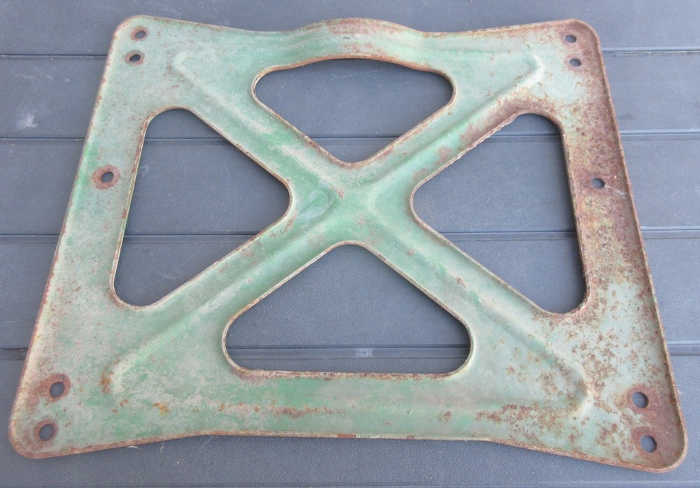 Vintage John Deere 3010 Tractor Lower Front Hydraulic Pump Splash Plate Panel