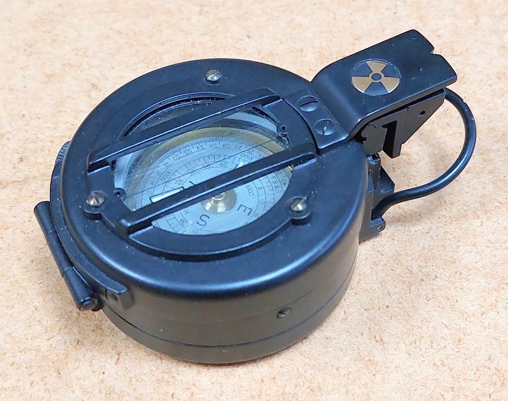 Francis Barker M-73 M73 prismatic compass
