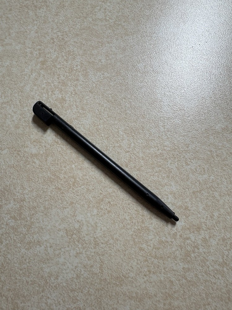 Black Nintendo DS lite stylus replacement