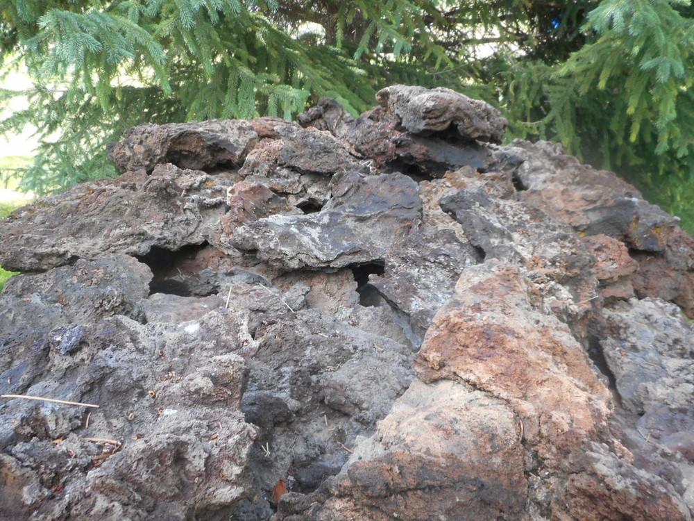 2 + Ton Real Native Oregon Lava Foam Stone