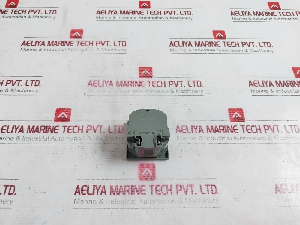 Bauser 629 631 Hour Meter 10-80VDC