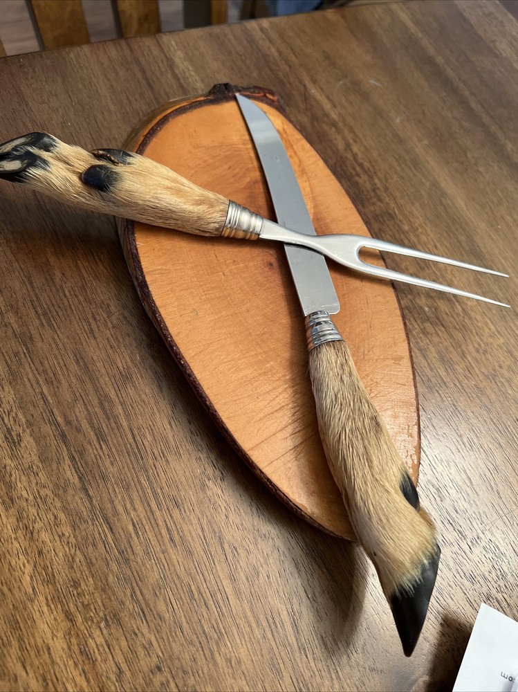 Deer Paws Knif And Fork And Boarder