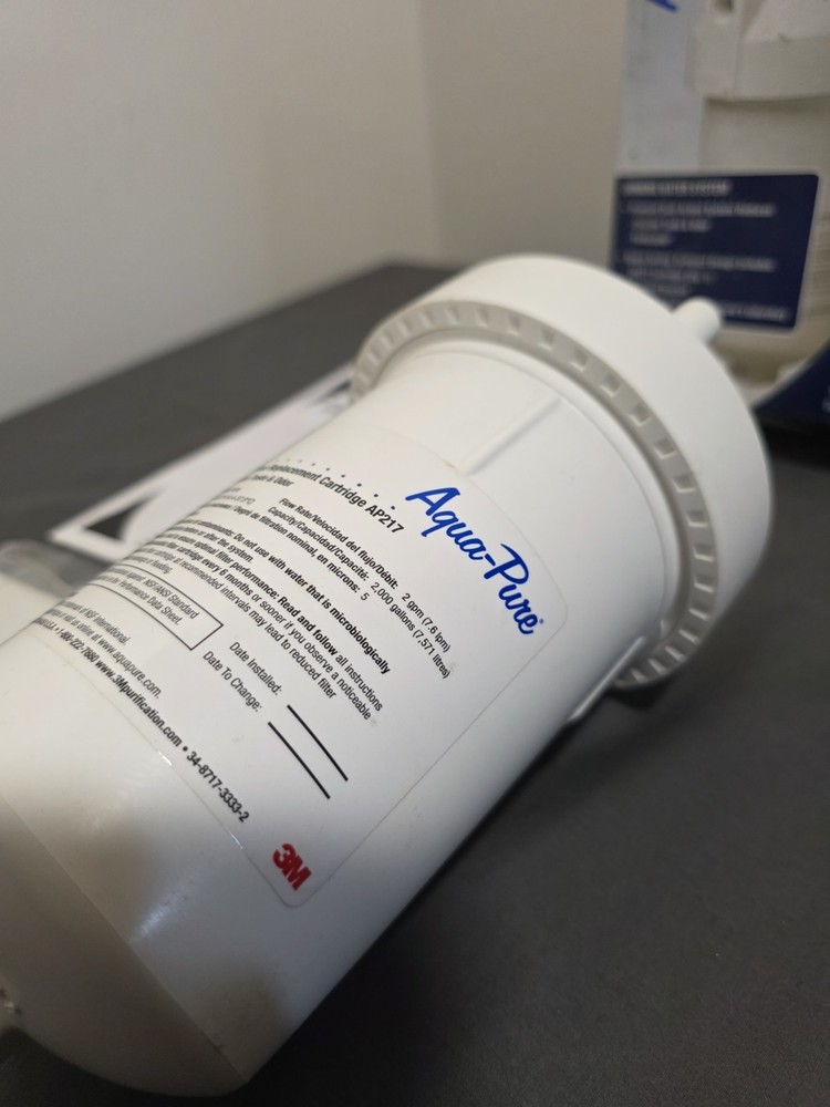 3M Aqua-Pure AP200 Under Sink Drinking Water Purification System