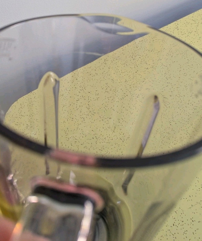 Margaritaville Frozen Concoction Maker Replacement Container 36oz Pitcher