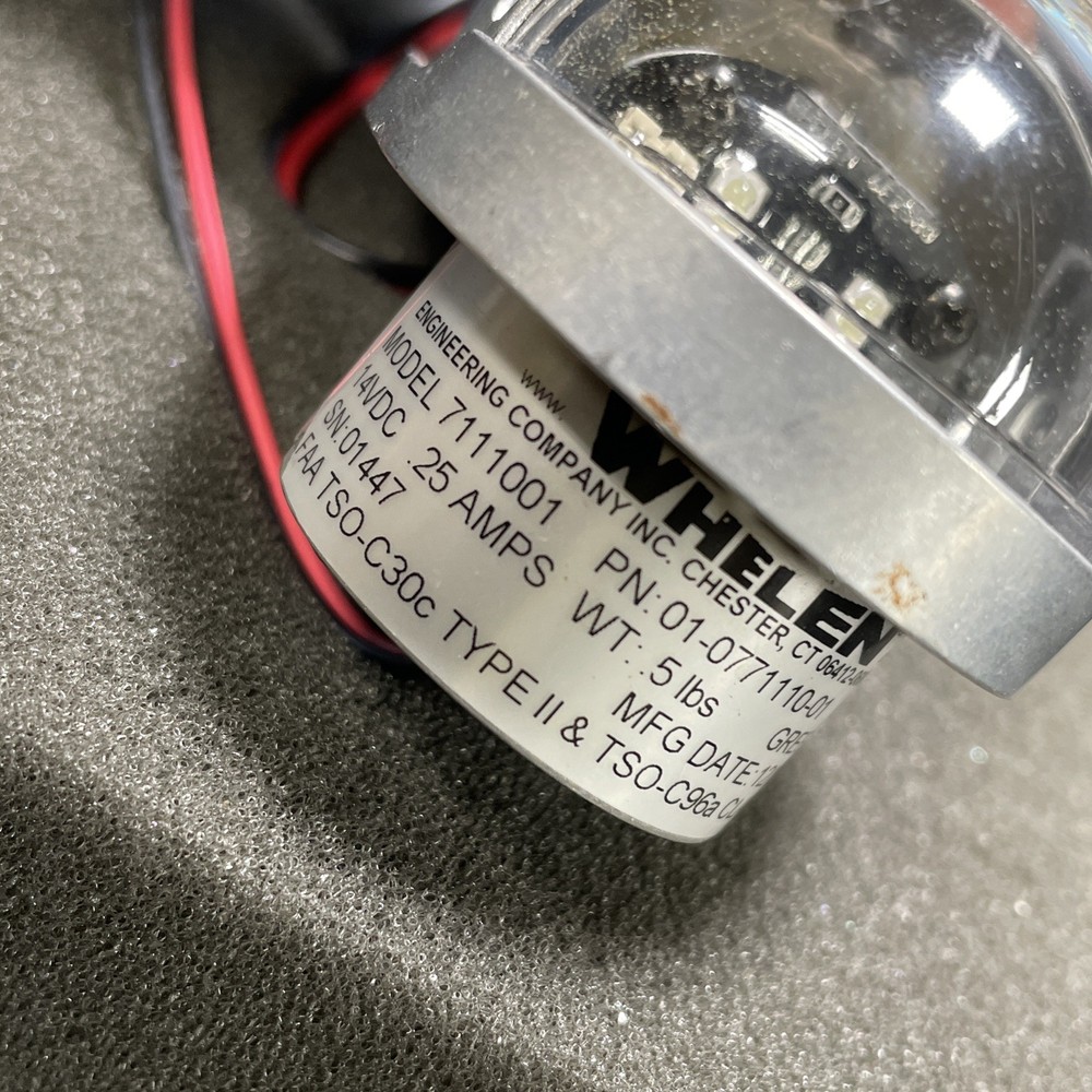 Whelen Wingtip Green Light