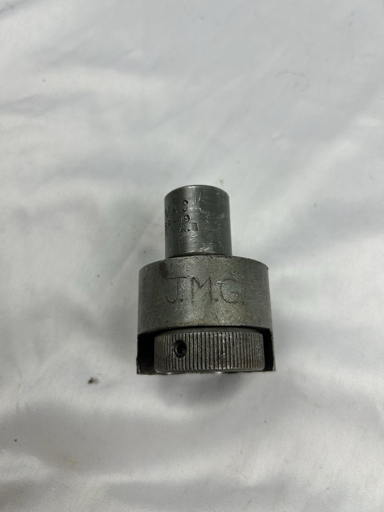 Mac Tools SR-19 1/2" drive stud remover USA