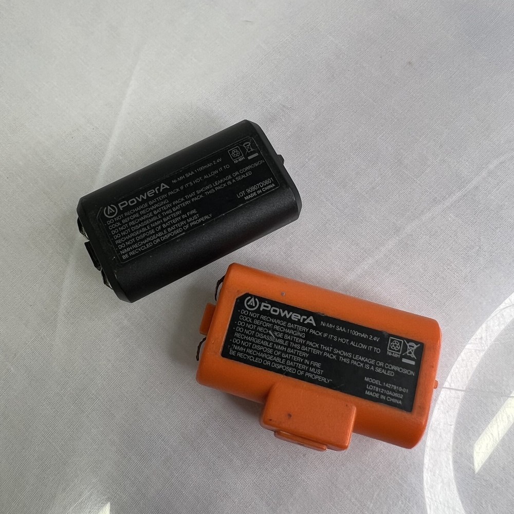 PowerA Orange Black Rechargeable Battery Pack UNTESTED