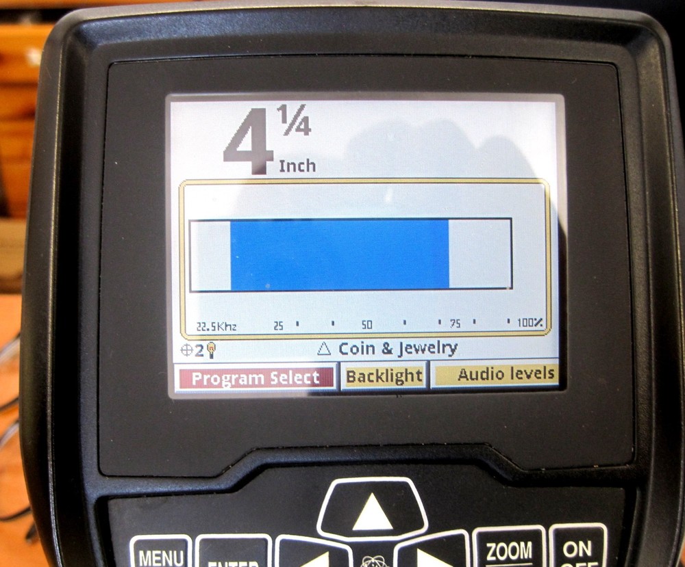 2011 Whites VX-3 Multi-Frequency Metal Detector Plus Hard Case! read description