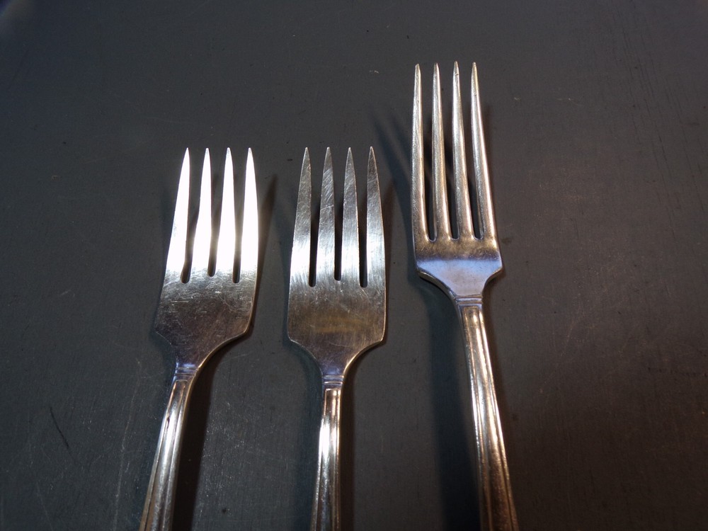Lot 3 used S. G. Rogers silverplate forks, flatware; 1939 Jasmine pattern