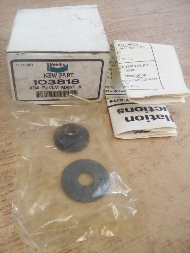 Bendix 103818 Air Dryer Valve