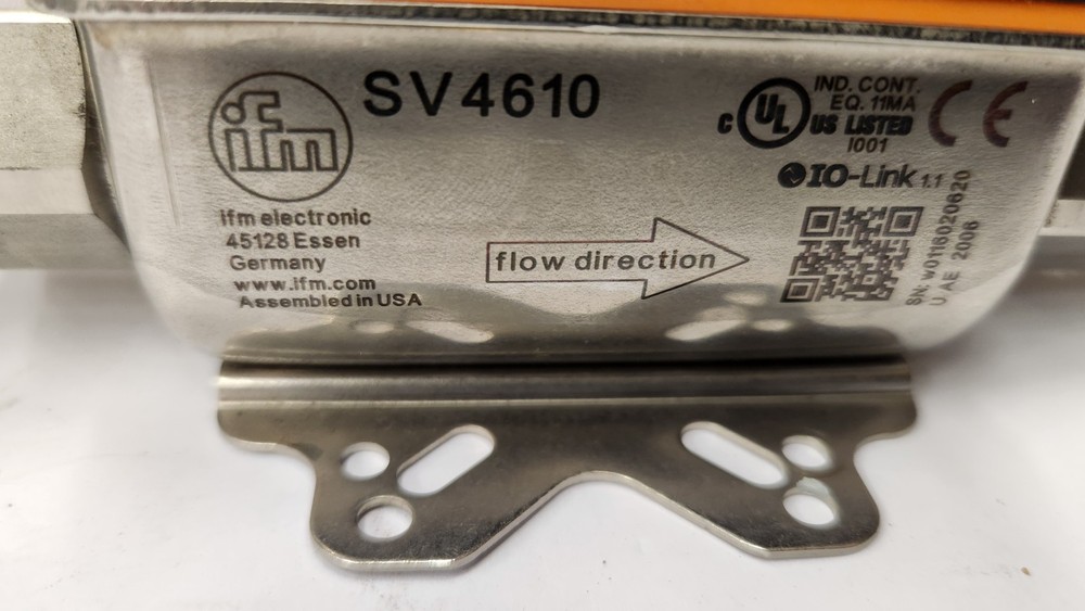 IFM SV4610 Vortex Flowmeter Sensor I/O Link Display & Bracket NEW SURPLUS