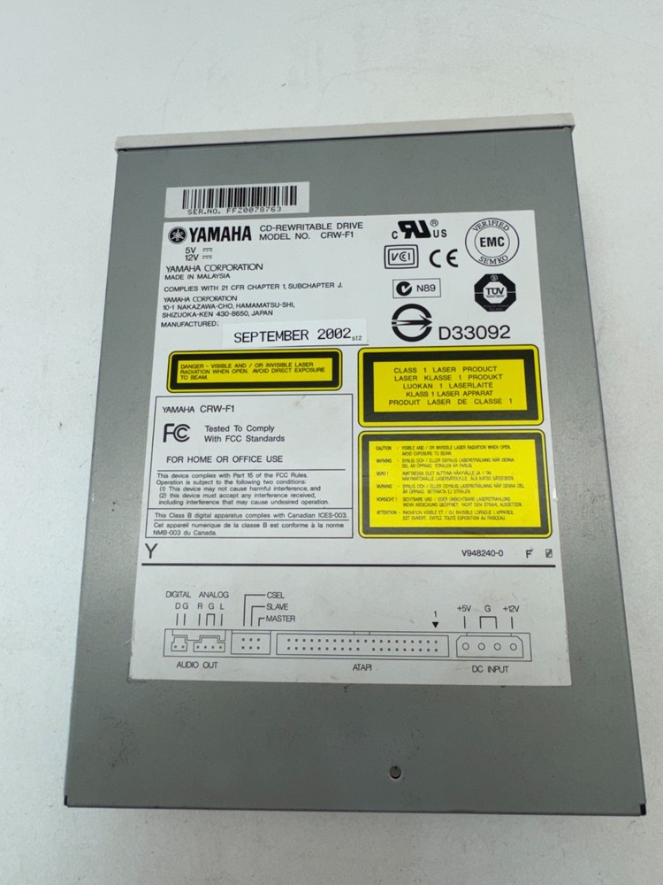Yamaha CRW-F1 CD-RW Internal Drive IDE ATAPI Vintage Retro Computing