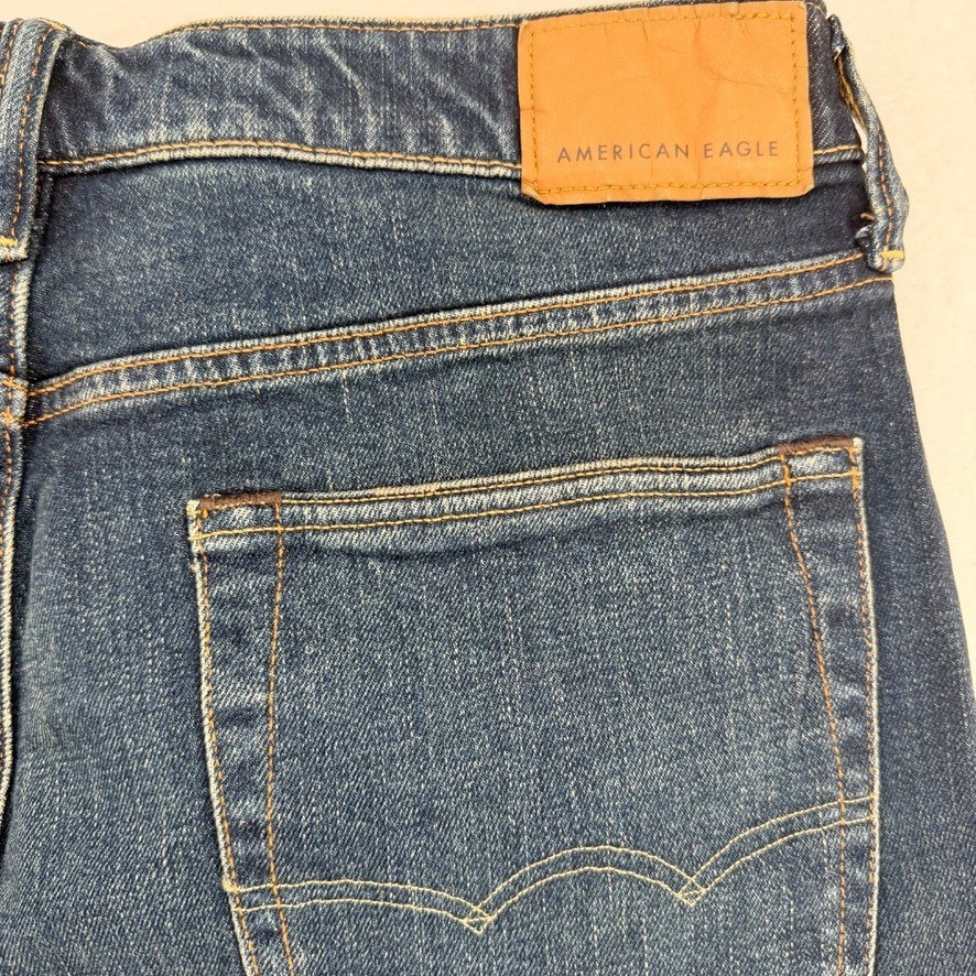 American Eagle AirFlex+ Denim Shorts Size 32 NWT Stretch