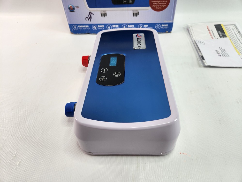 Eemax EEM12004 Electric Tankless Water Heater Point of Use, 4KW, Blue Brand New