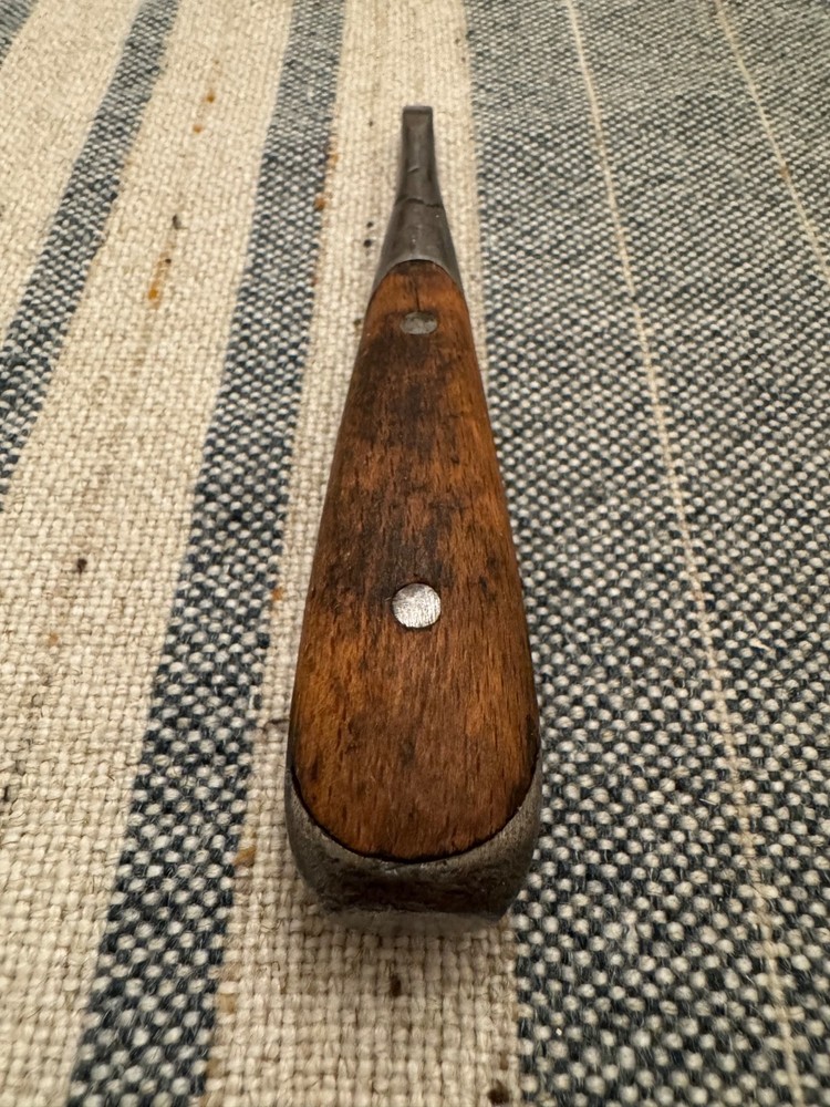 Perfect Handle Old Split Wood Screwdriver - Short - Unmarked Old
