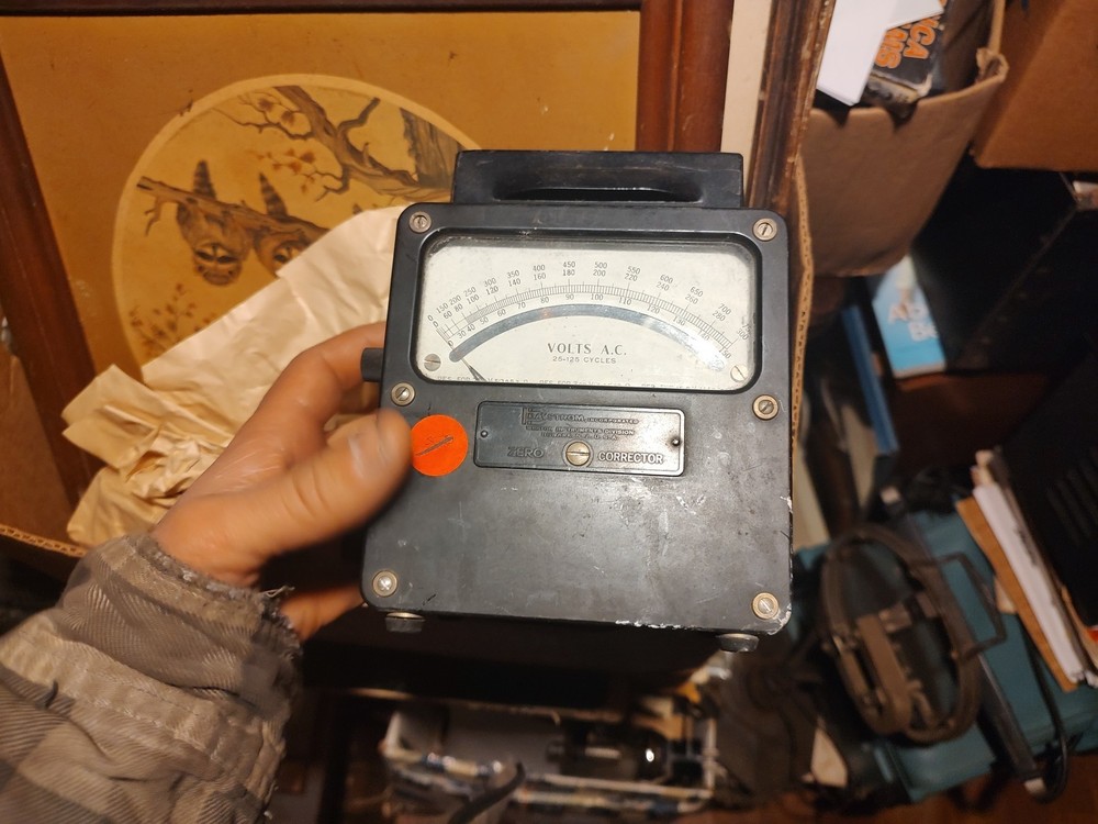 Daystorm Ac Voltmeter Vintage