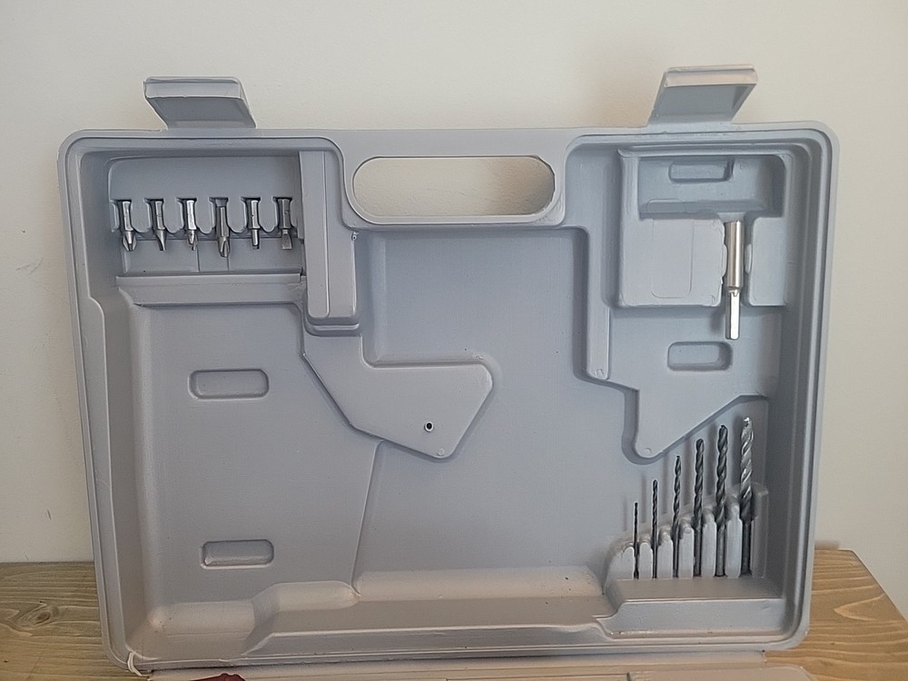 POP 12V 1.3Ah Cordless Variable Speed Drill/ Driver Kit Complete Set Works Great