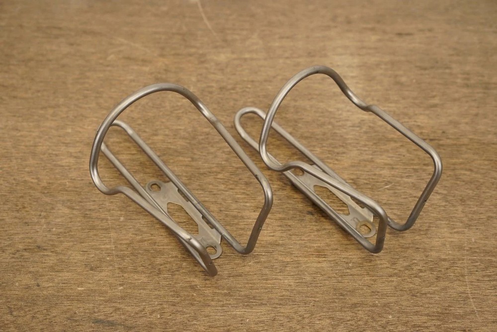 (2) Blackburn Titanium Water Bottle Cages 56g