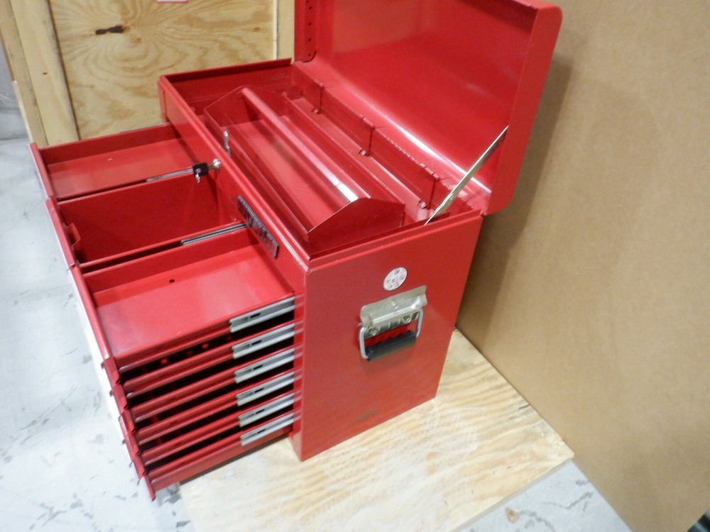 WATERLOO PROFESSIONAL WI-1000 10 DRAWER TOOLBOX WITH LOCK
