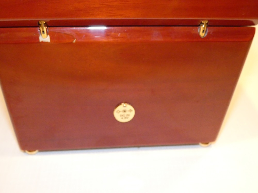 Rapport Automatic Watch Winder Box-DAMAGE