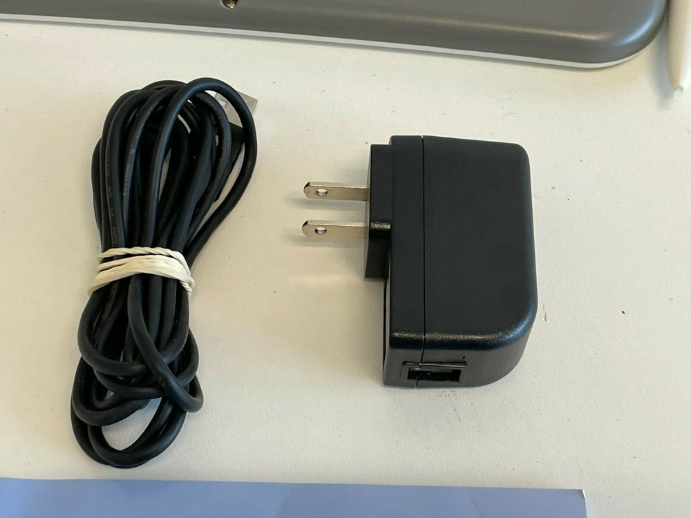 H45: Lot of 2 Mobi IP501 eInstruction Interwrite Mobi Learner Tablet