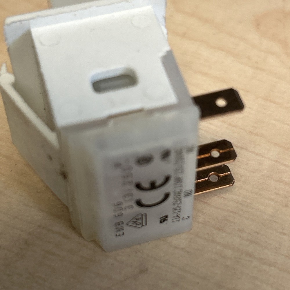 NEW EMB 606 DOUBLE THROW SNAP ACTION SWITCH