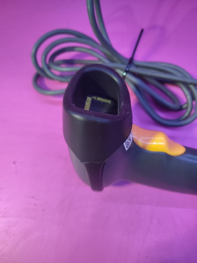 Symbol LS2208 Bar Code Scanner with USB Host Interface Cable