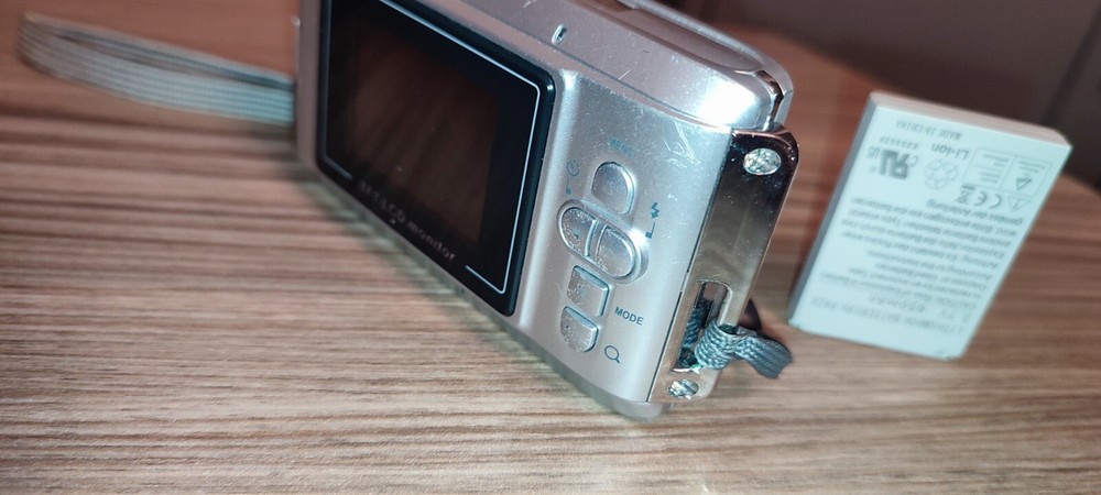 Premier DS-5080 5.0MP Compact Digital Camera Silver