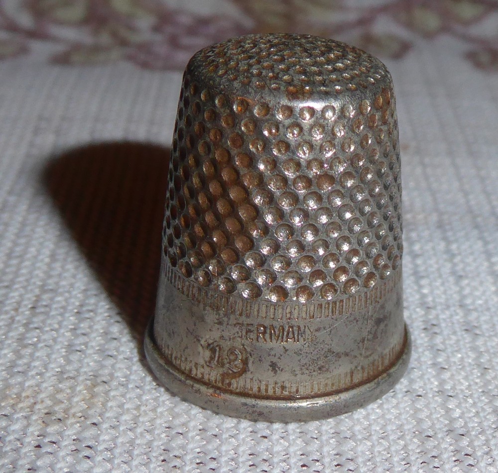 Vintage Thimble