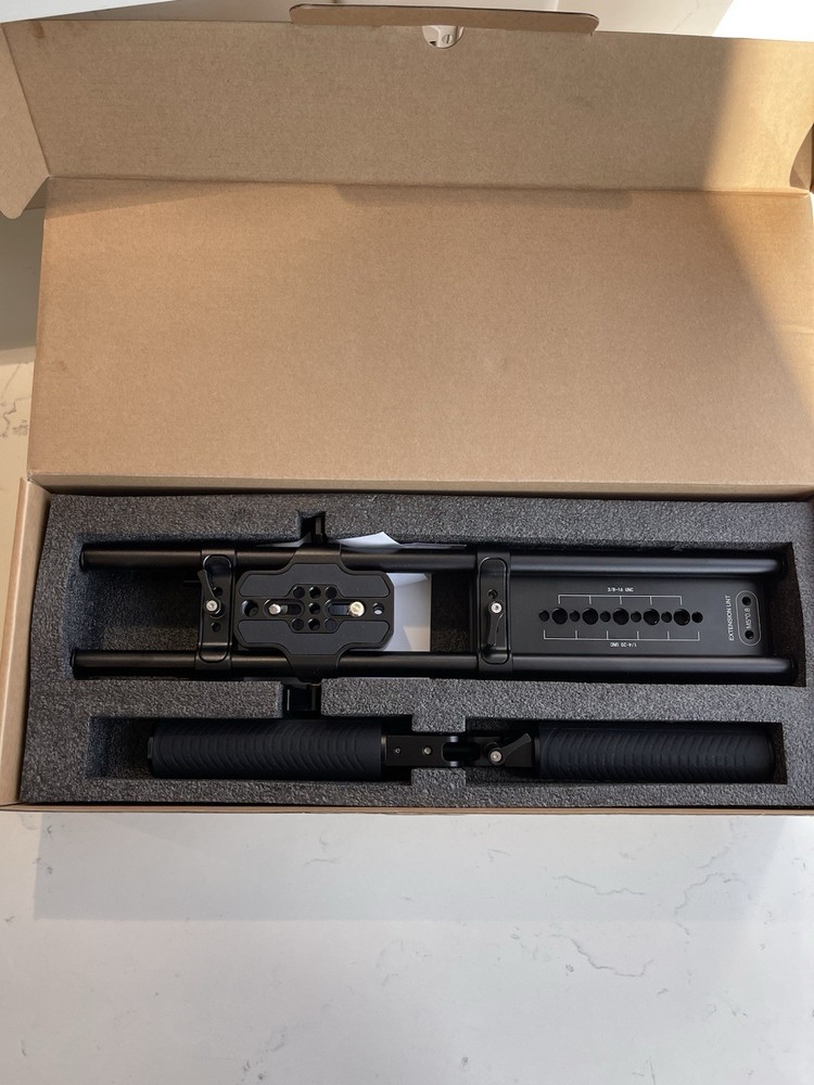 NEEWER SR004 Universal Shoulder Rig Kit